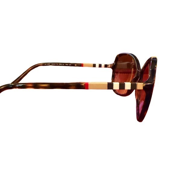 Burberry Women's Tortoiseshell Square Frame Sunglasses Nova Check Temples - Picture 11 of 13